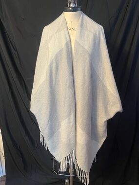 a.n.a Light Grey Fringe Cape Poncho